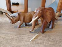 Holzfigur  Teak handgeschitzt Afrika Elefant Nashorn Nordrhein-Westfalen - Meerbusch Vorschau
