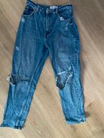 Mom Jeans mit Löchern Freiburg im Breisgau - March Vorschau