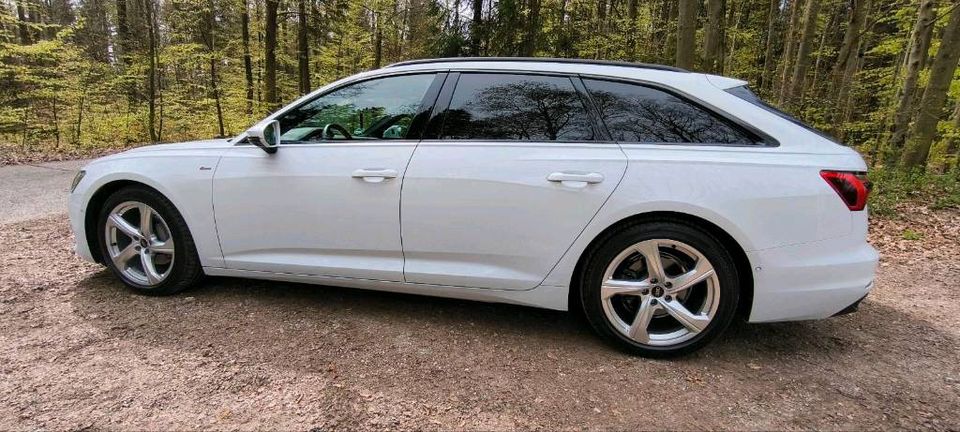 Audi A6 c8 quattro S-line Avant in Denkendorf