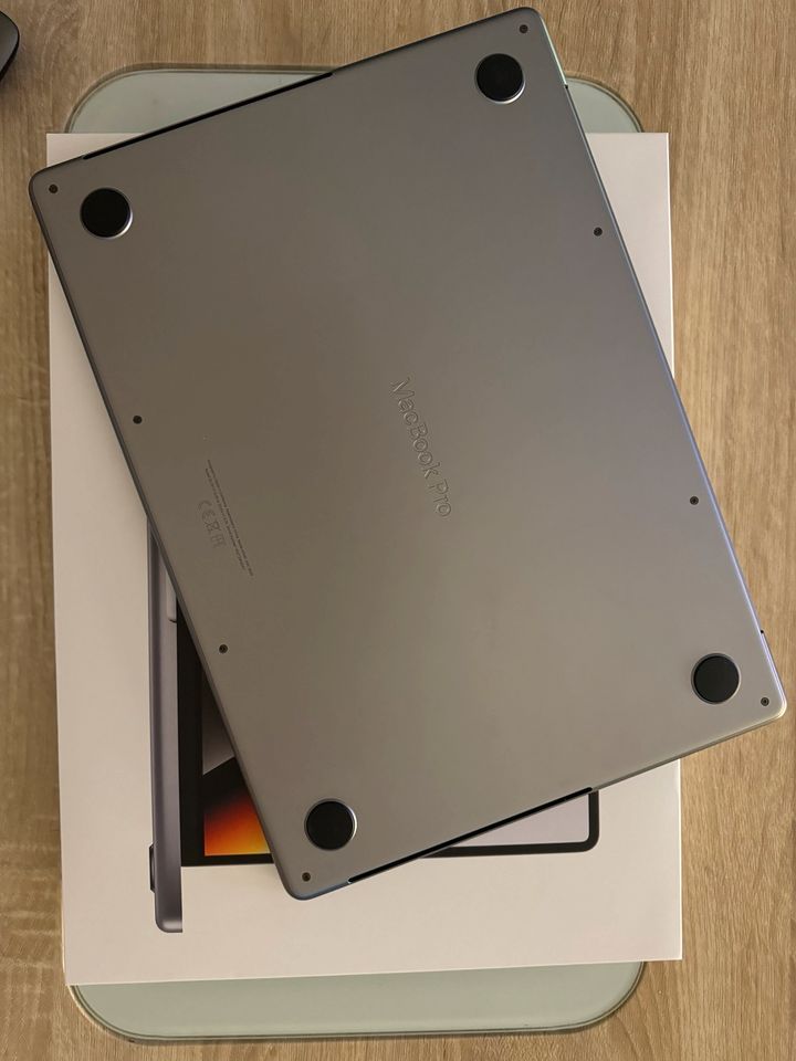 MacBook Pro 14'' 2021 512GB in Oberasbach