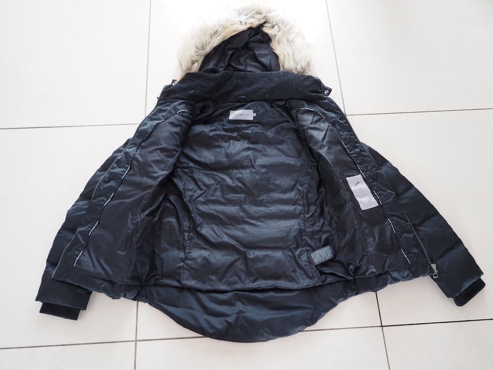 Calvin Klein Winterjacke Daunenjacke in schwarz Gr. M in Berlin