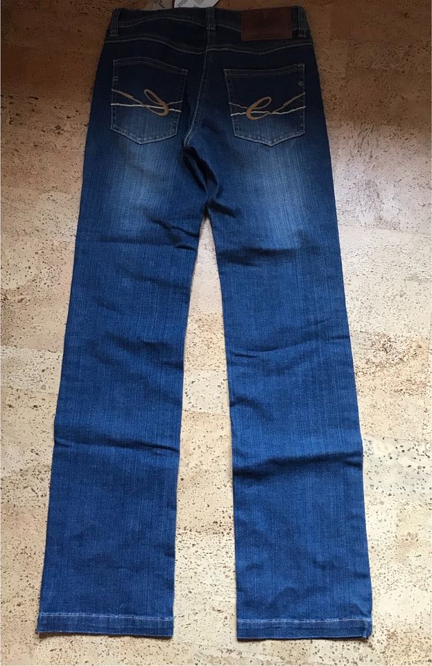 Jeans 146, NEU mit Etikett in Steinheim
