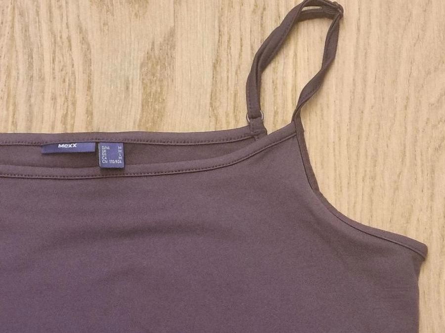 2 Tops lila/aubergine Größe M von MEXX in Warthausen