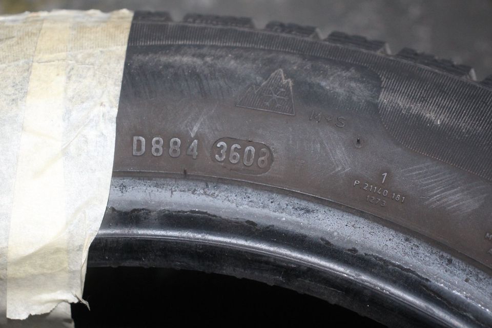 2x Winterreifen Pirelli 175 60 14 79T R14 in Mörfelden-Walldorf