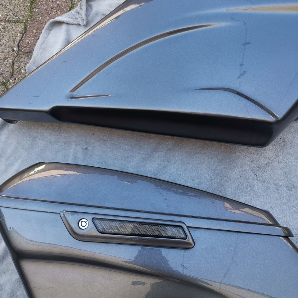 Harley Bagger Streched Seitenkoffer Fender Neu USA in Dorsten