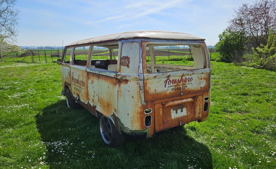 VW T2a Bus Westfalia TinTop Patina-Monster 1971 in Gaimersheim