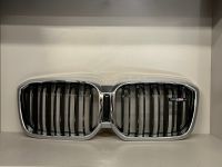 BMW X3 G01 Grill Kühlergrill Niere Nieren 10627111 Düsseldorf - Unterbach Vorschau