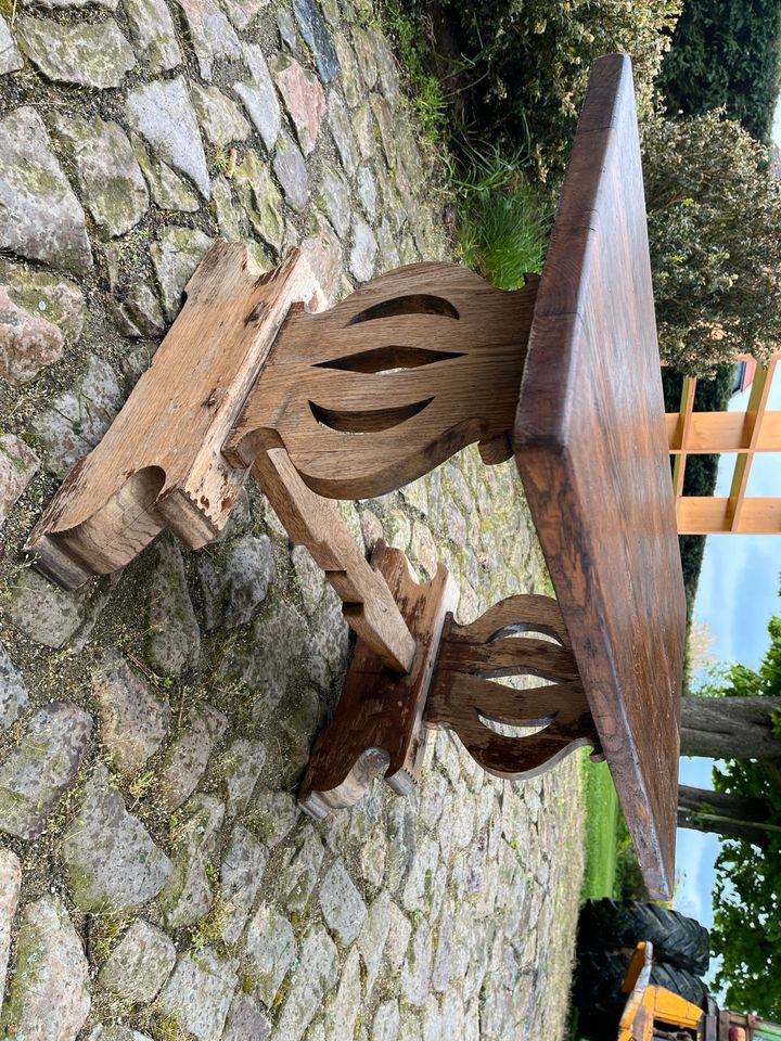 Beistelltisch Couchtisch Bauernhaus Alm Hütte Massivholz alt in Lüttgenrode