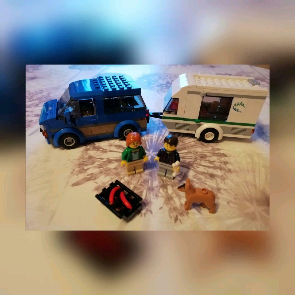 LEGO City • Van mit Wohnwagen • Top Zustand • inkl. Versand in Brachttal