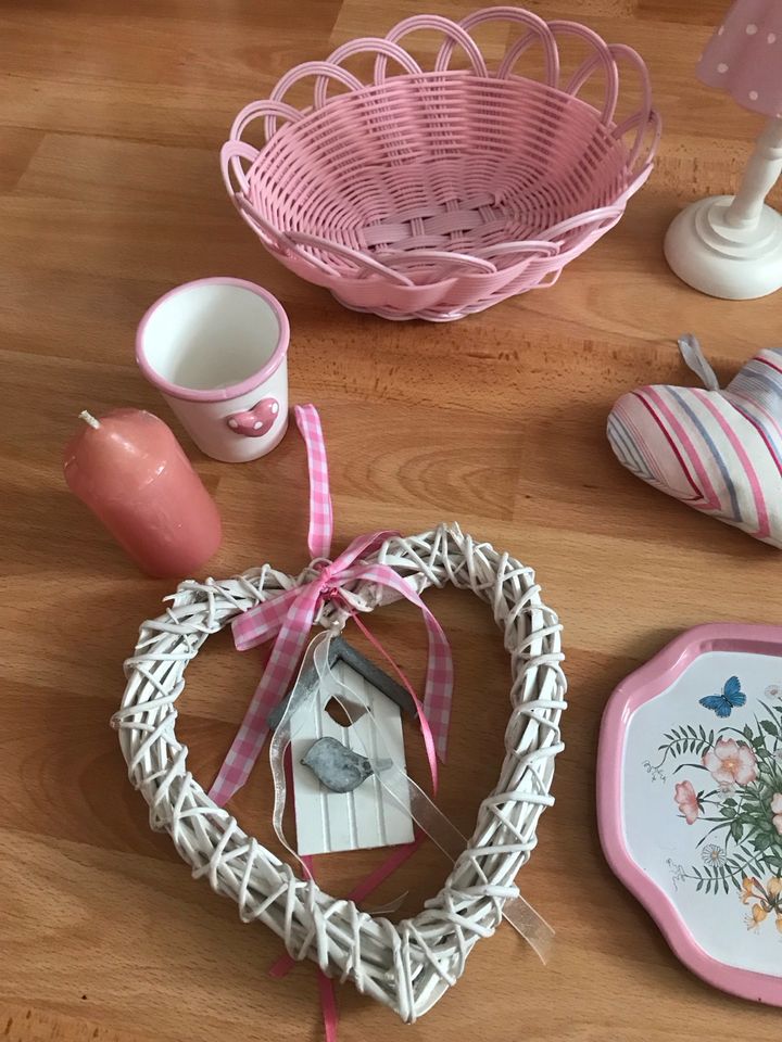 rosa Deko Paket Konvolut shabby chic Landhausstil in Leipzig