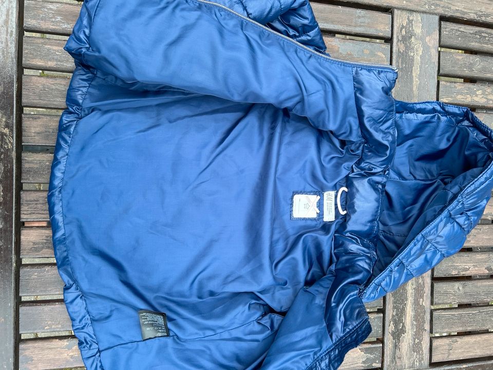 leichte Pufferjacke Übergangsjacke H&M Gr.122 in Pattensen