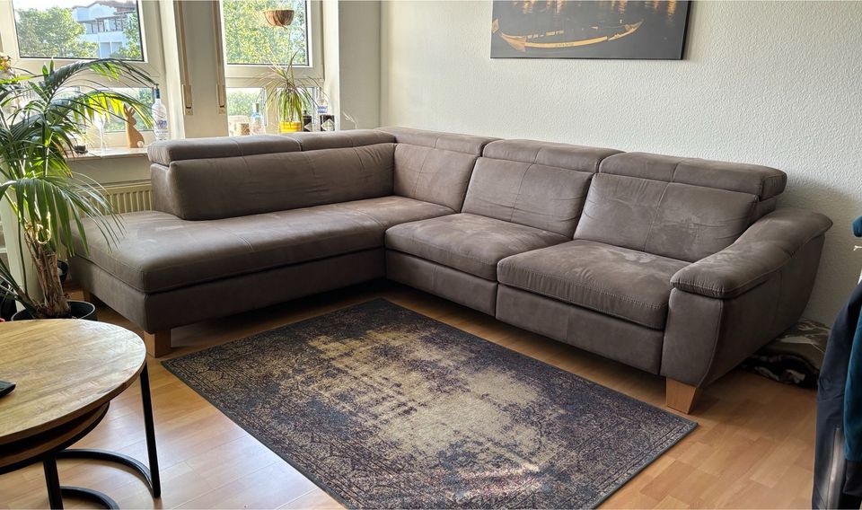 Eckgarnitur / Sofa mit Relaxfunktion braun / grau in Landau in der Pfalz