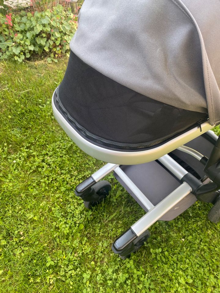 Joolz Day 3 Kinderwagen Grey + Zubehör + Echtleder Griffe 1500€ in Sachsenheim