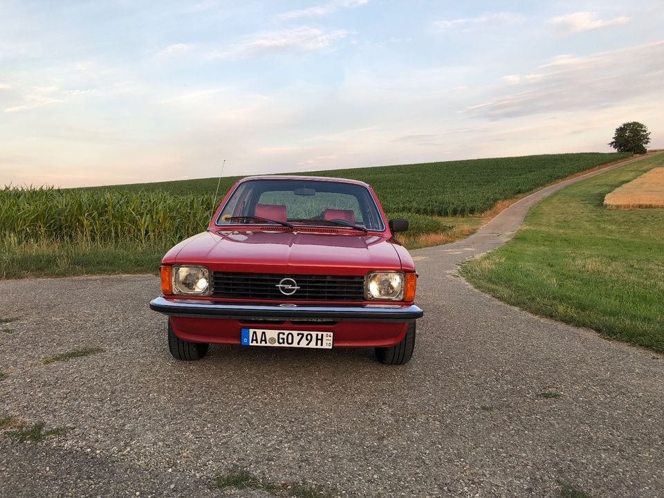 wunderschönder Opel Kadett C in Freiburg im Breisgau