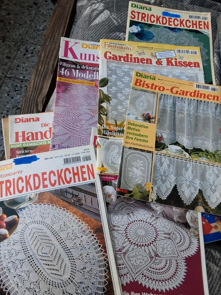 Alte Handarbeitsvorlagen Hefte 70er/90er Jahre Häkeln & Stricken in Ludwigshafen