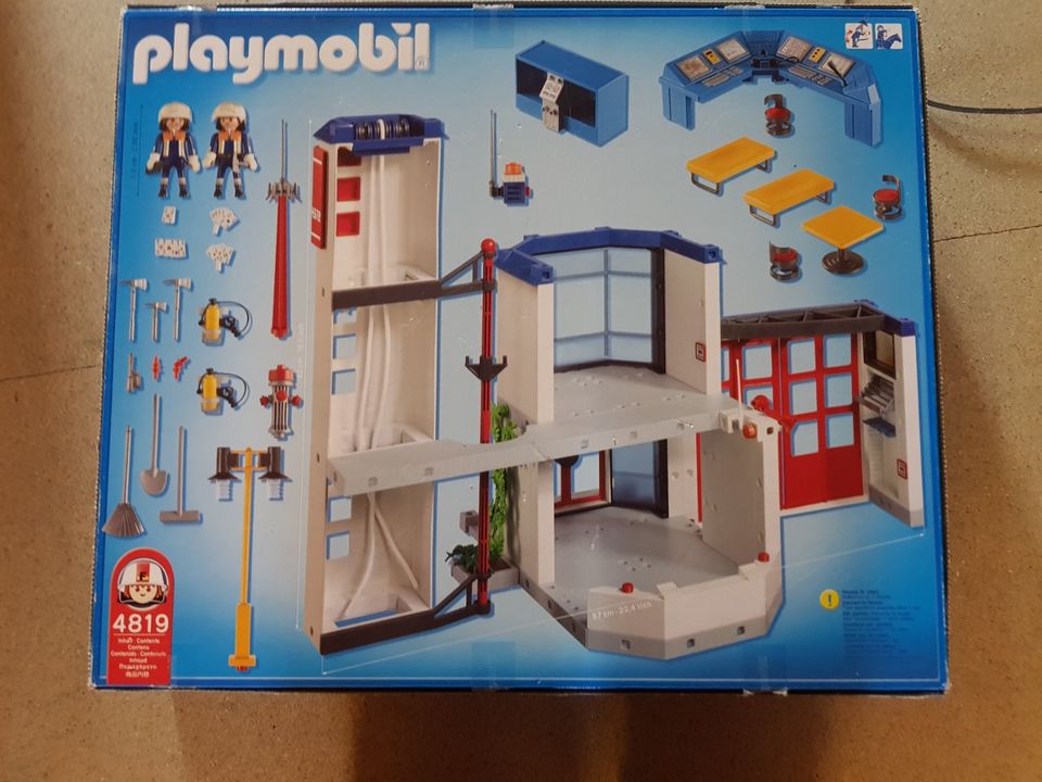 Playmobile Feuerwache Artikelnummer 4819 in Mantel