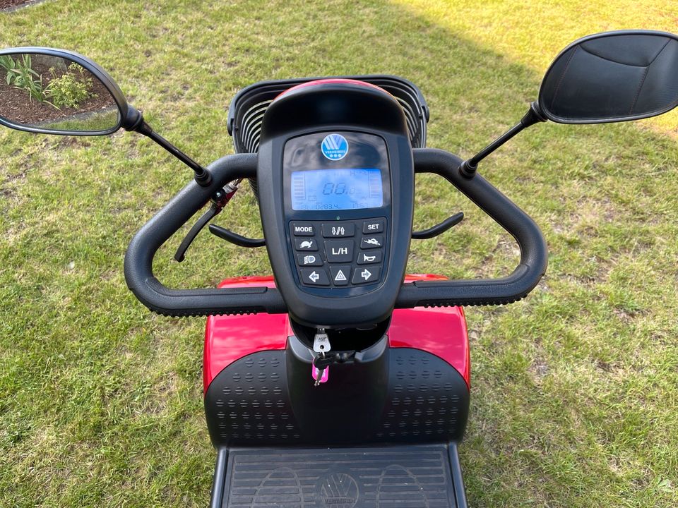 Vermeiren Carpo 2 SE Seniorenfahrstuhl Elektro Scooter Mobil in Eilenburg