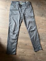 Hose Bugatti Größe 36 Modern grau Herren Föritztal - Neuhaus-Schierschnitz Vorschau