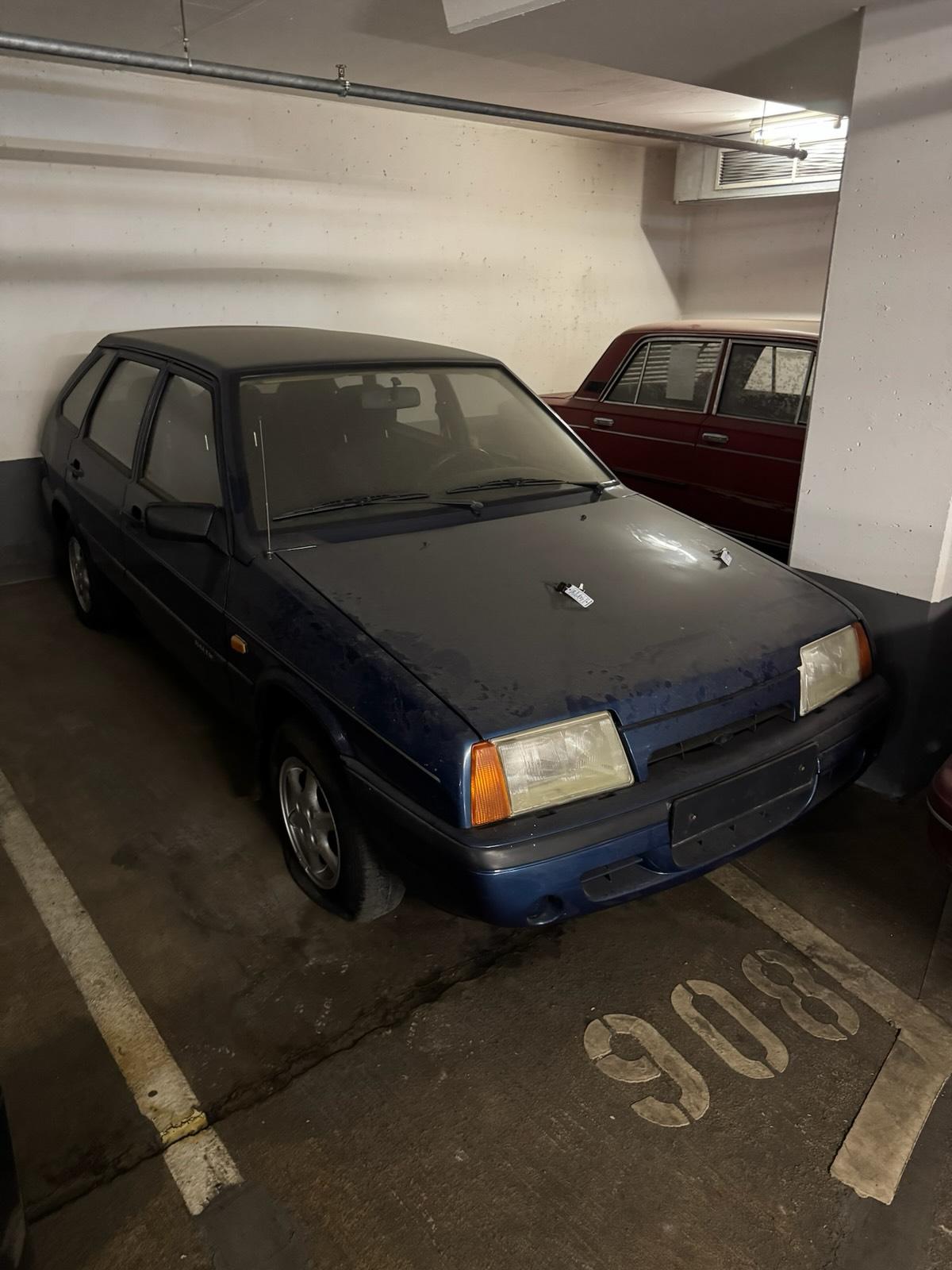 Abbildung des Autos Lada Samara VAZ 2108 Bla…