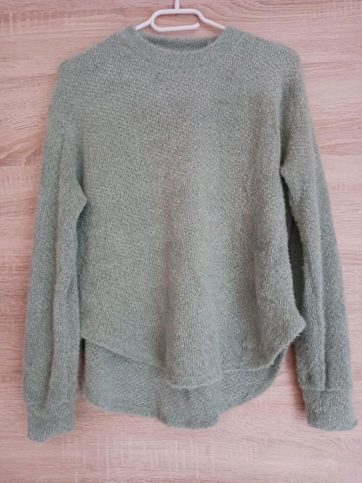 Pullover von Hollister Gr.XS in Markkleeberg