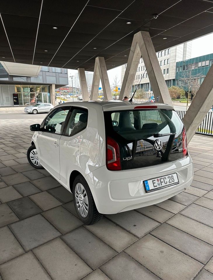 Autovermietung - VW UP! Schalter Benzin - Auto mieten in Essen