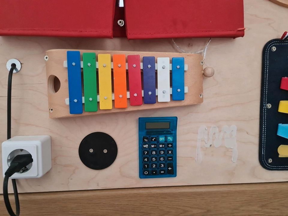 Acitiviy Board - Spielwand Montessori in Schenklengsfeld
