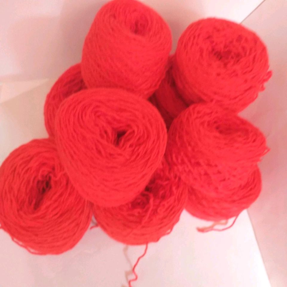 Rote Wolle,  ca. 440g, gebraucht in Witten