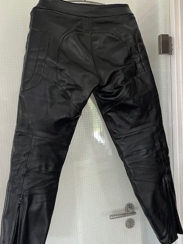 Dainese Motorrad Lederhose Piega72 Kollektion Settantadue Gr. 48 in Ravensburg