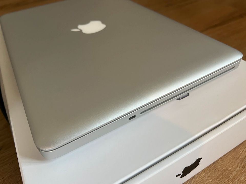 MacBook Pro (13-Zoll, Mitte 2012) A1278 in Beelitz