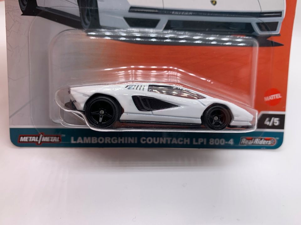 Hot Wheels Lamborghini Countach LPI 800-4 Premium Fahrzeug NEU in Sinsheim