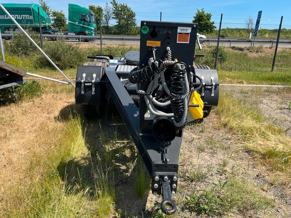 Dolly Tandem Untersetzachse Hydraulik Wielton in Weilerswist