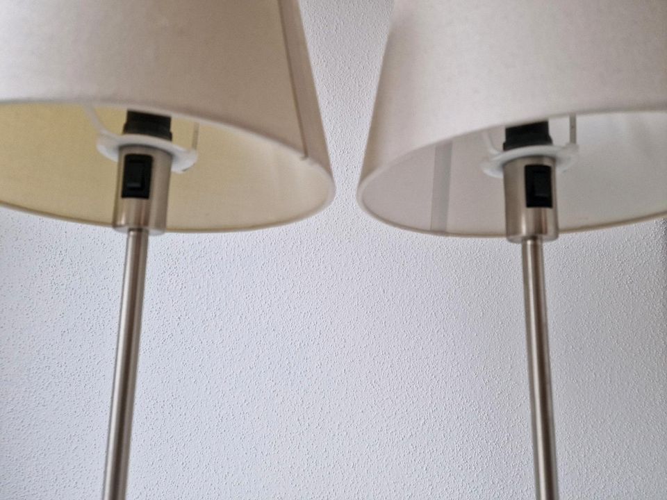 2× Ikea Nachttischlampen mit beigen Schirm in Viereth-Trunstadt