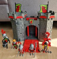 Playmobil 4440 Ritterburg / Wolfsburg aufklappbar zum Mitnehmen Hessen - Niederdorfelden Vorschau