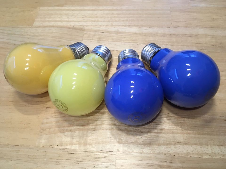 4 Farbige Glühbirnen 2x Blau , 1x Gelb , 1x Orange  Leuchtmittel in Oldenburg