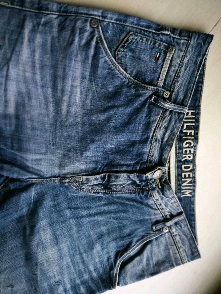 Jeans Tommy Hilfiger W34 L34 in Rennerod