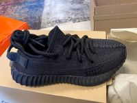 Adidas YEEZY Boost 350 V2 in Onyx / schwarz - NEU OVP  Gr. 37 1/3 Bayern - Stadtbergen Vorschau