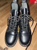 Dr.Martens 1460 WS Black Sehr Neu Kr. München - Taufkirchen Vorschau