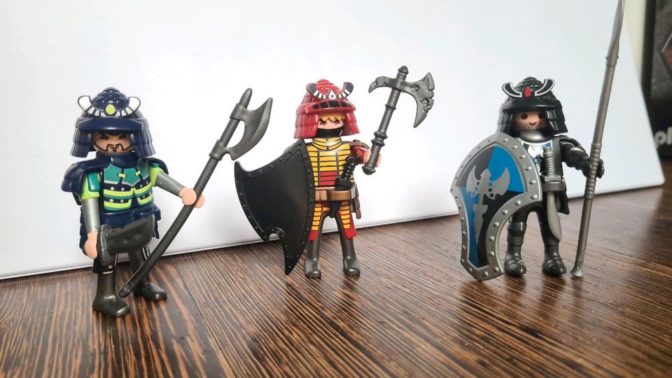 3 Playmobil Krieger, Ritter, Samurai in Bergisch Gladbach