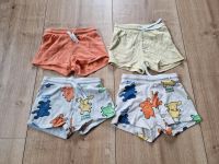 Set 4 Stück H&M 104 Shorts, kurze Hose, Jogger Berlin - Reinickendorf Vorschau