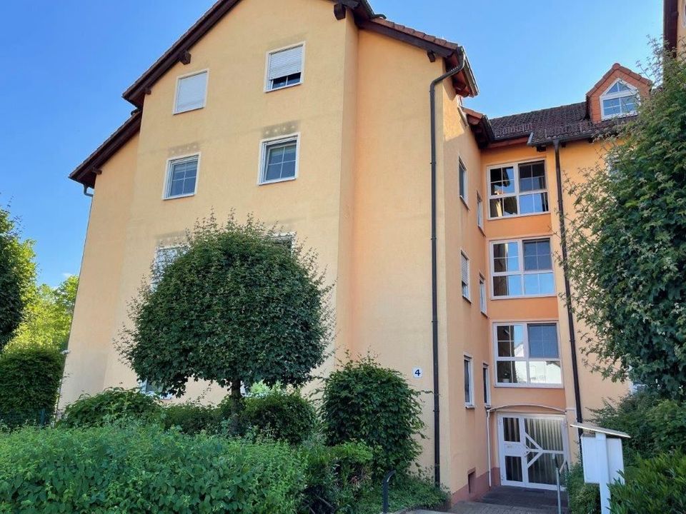 Super Kapitalanlage vermietete 2 Zi,.WE mit Balkon und