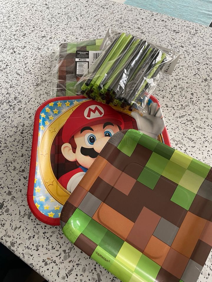 Partydeko Minecraft Super Mario in Uetze