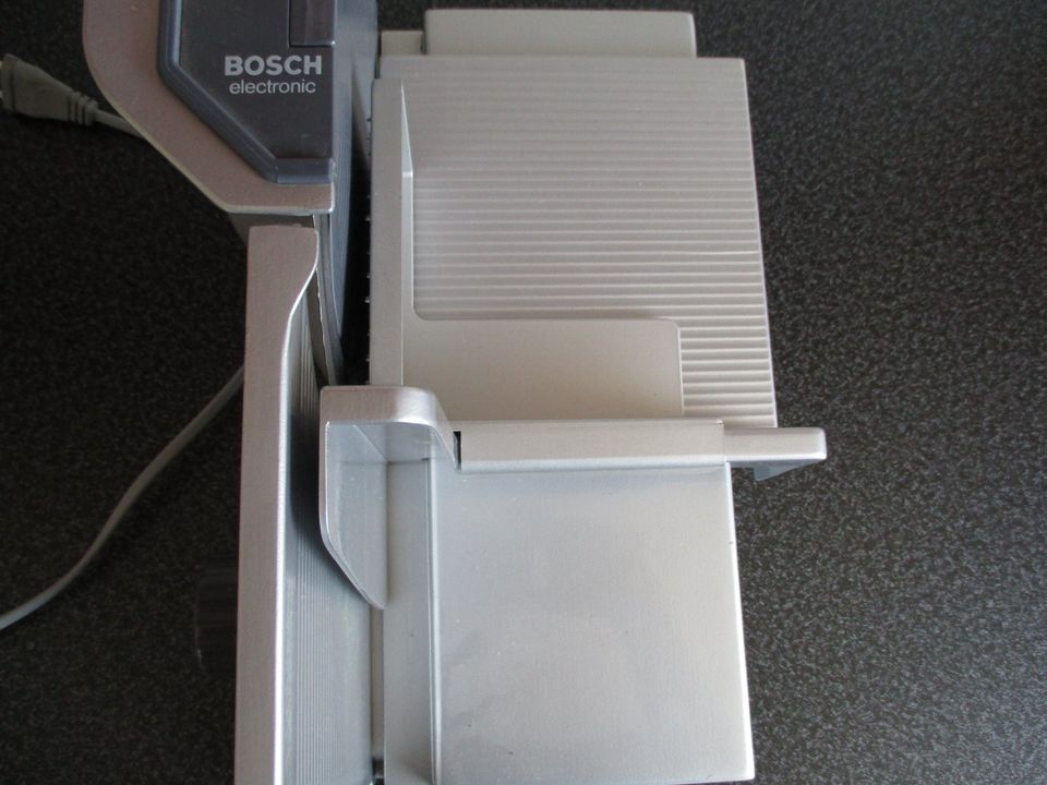 Bosch Aufschnitt - Brotmaschine in Faßberg