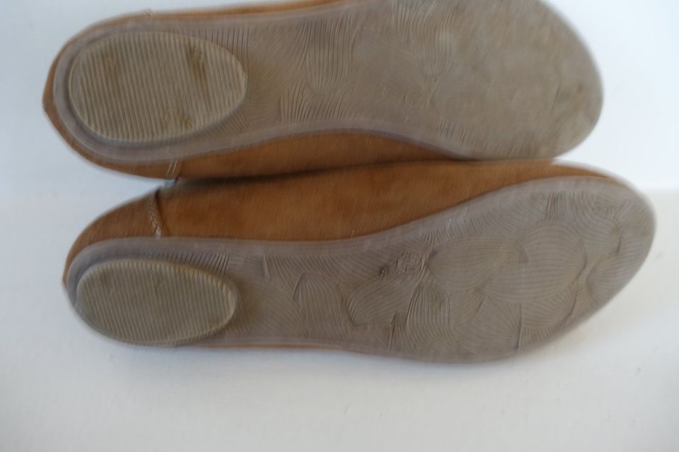 Schuhe Gr. 34, Halbschuhe, Turnschuhe, Bergschuhe, Ballerina in Friedberg