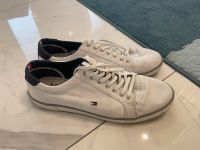 Tommy Hilfiger Sneakers Iconic Sneaker Weiß 43 Nordrhein-Westfalen - Erkelenz Vorschau