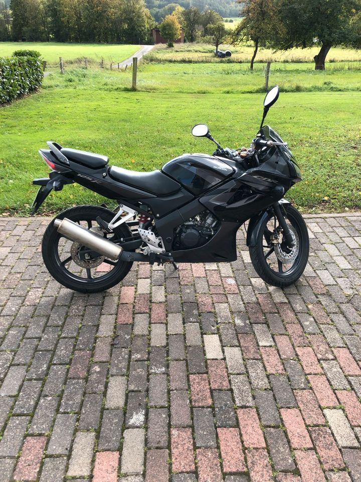 Honda CBR 125 in Weimar (Lahn)