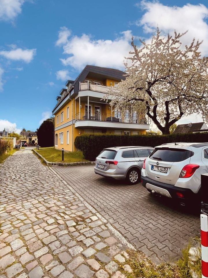 Luxuriöses Mehrfamilienhaus mit prachtvollen  Wohnungen im Süden Berlins in Berlin