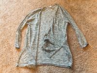 H&m leichte Strickjacke hellgrau meliert S Baden-Württemberg - Schönaich Vorschau