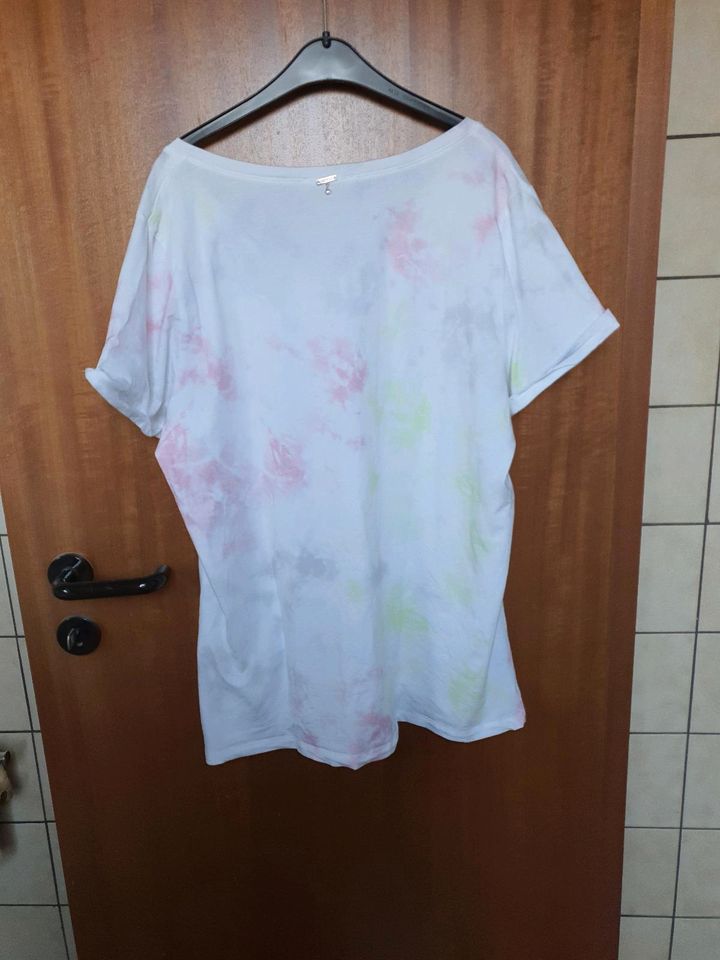 Airfield Shirt Größen 48 weiß, leicht Batik in Braunschweig