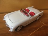 Modell-Auto Oldtimer 1:18 Chevrolet Corvette 1953 50er Mira creme Sachsen - Schkeuditz Vorschau