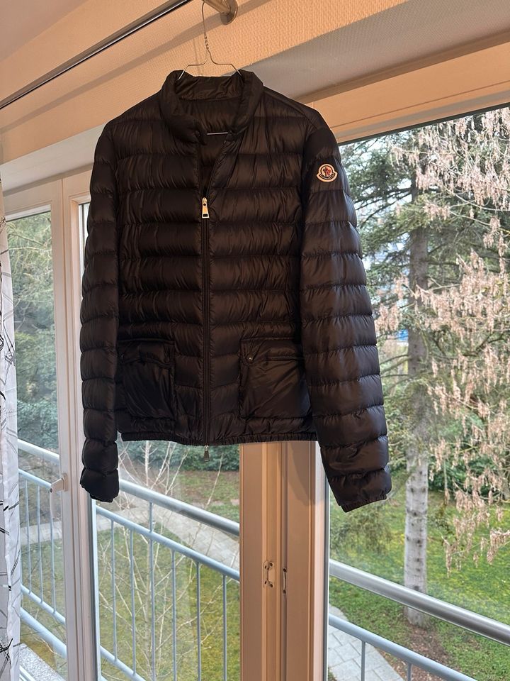 Moncler Lans dunkelblau Gr.5 in Stuttgart